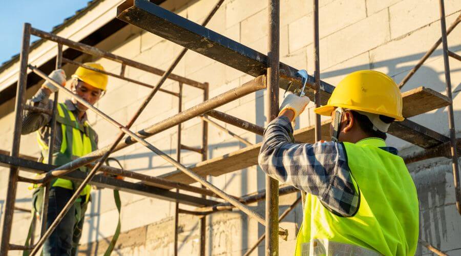 Professional fairlawn roofing services in Gwinn, MI